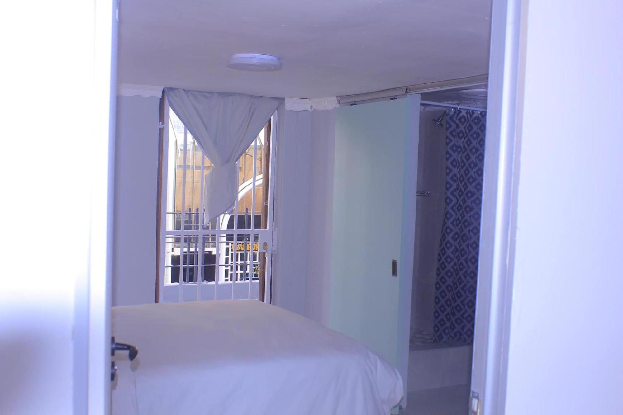 Lodge Good Night Guest *