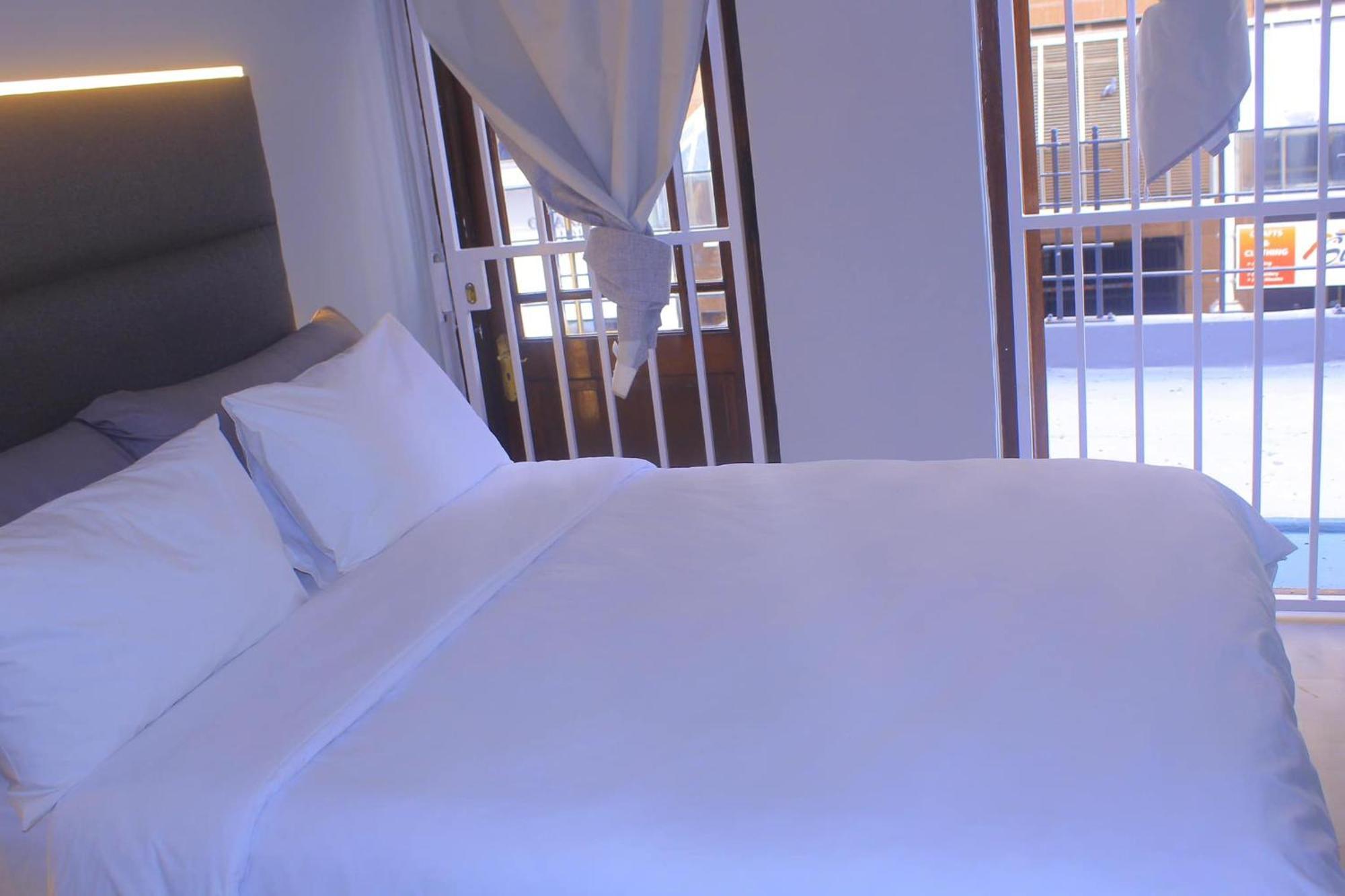 Good Night Guest Lodge Cape Town